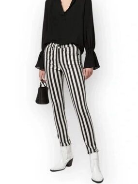 NILI LOTAN NWT
High Rise Skinny Jean In Black/white Stripe in Sz 25